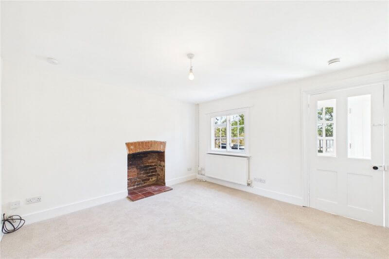 Bath Road cottage - lounge