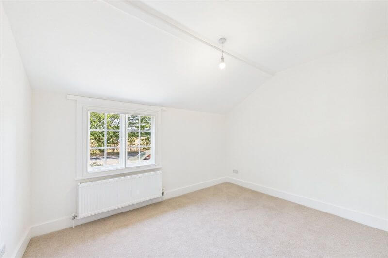 Bath Road cottage to let - bedroom two